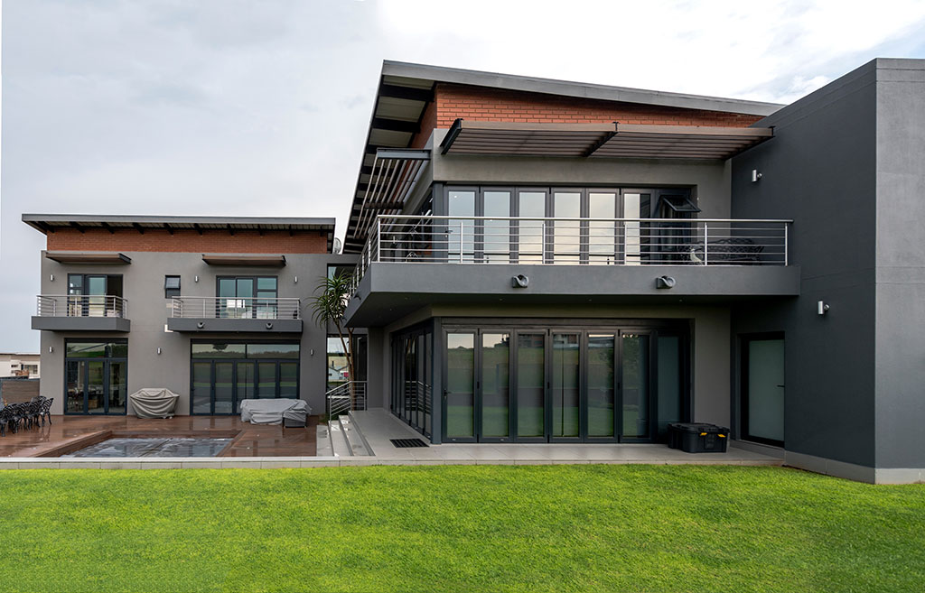 mootane aluminium windows, aluminium doors, sliding doors